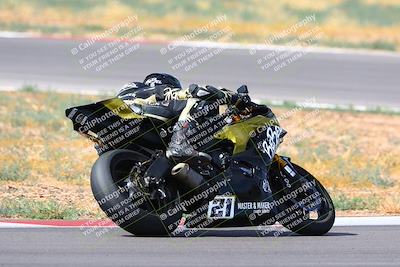 media/Apr-30-2023-CRA (Sun) [[020fcf5d43]]/Race 11-600 Expert Superbike/